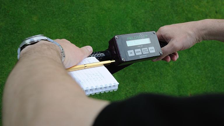 1024_x_576_moisture_meter_reading.jpg