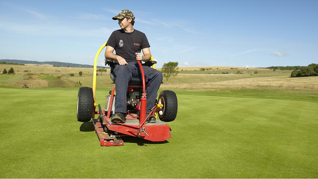 1024_x_576_turf_iron.jpg