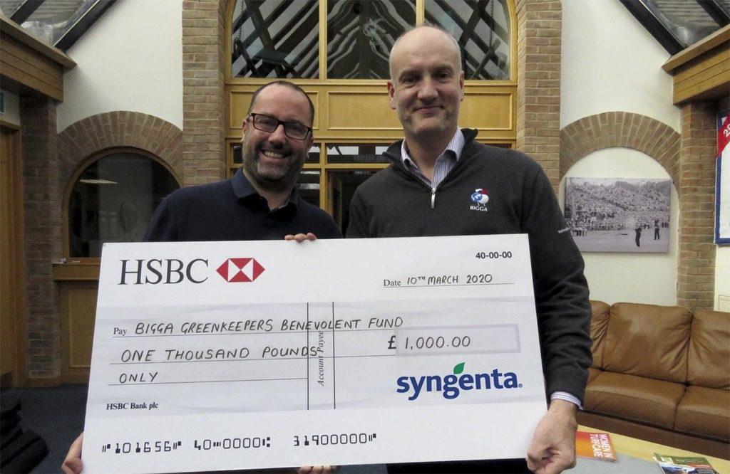 1024_x_666_btme_early_bird_cheque_presentation.jpg