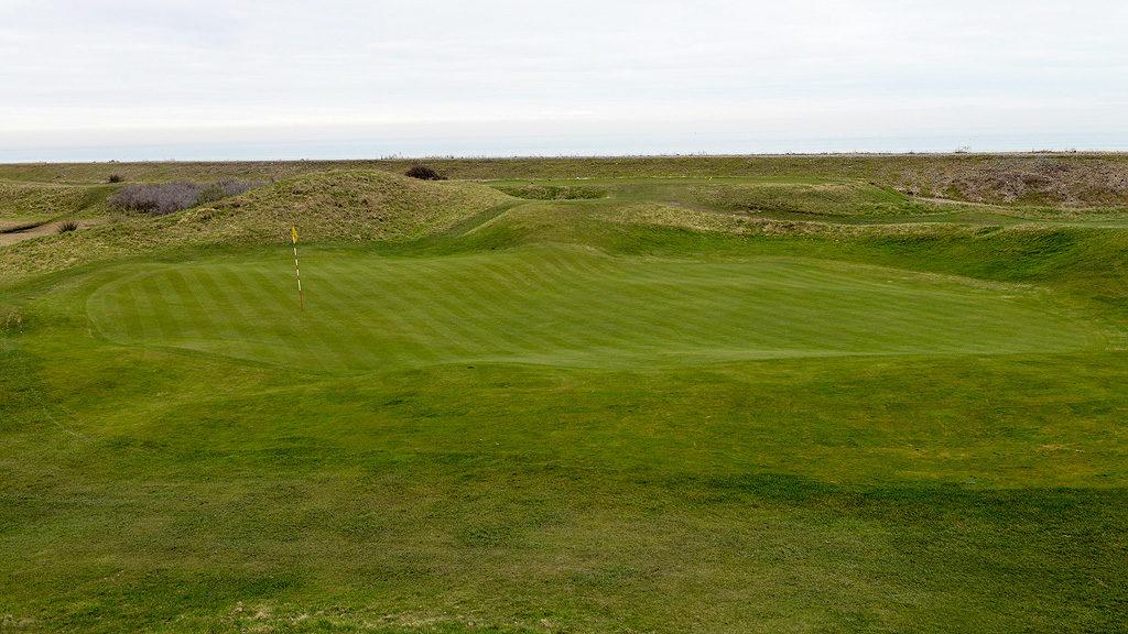 1024_x_576_-_rcp_undulating_greens_2.jpg