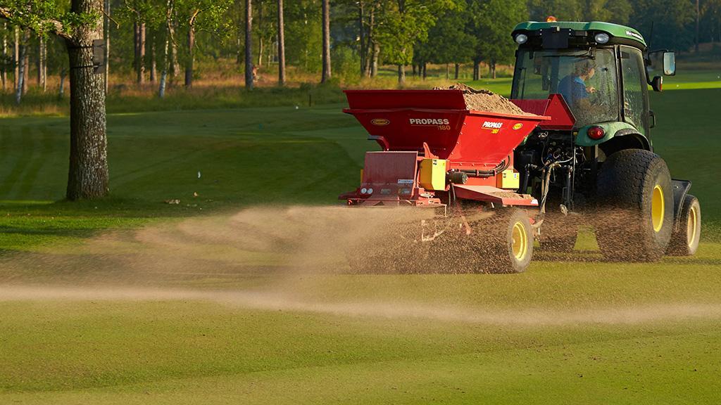 Topdressing